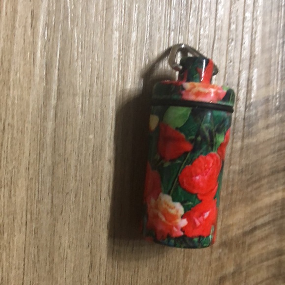 Meds container - Picture 3 of 4